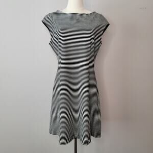 Gap Black Stripe A line Mini Dress Size 10 Cruise Nautical Casual Coastal Preppy